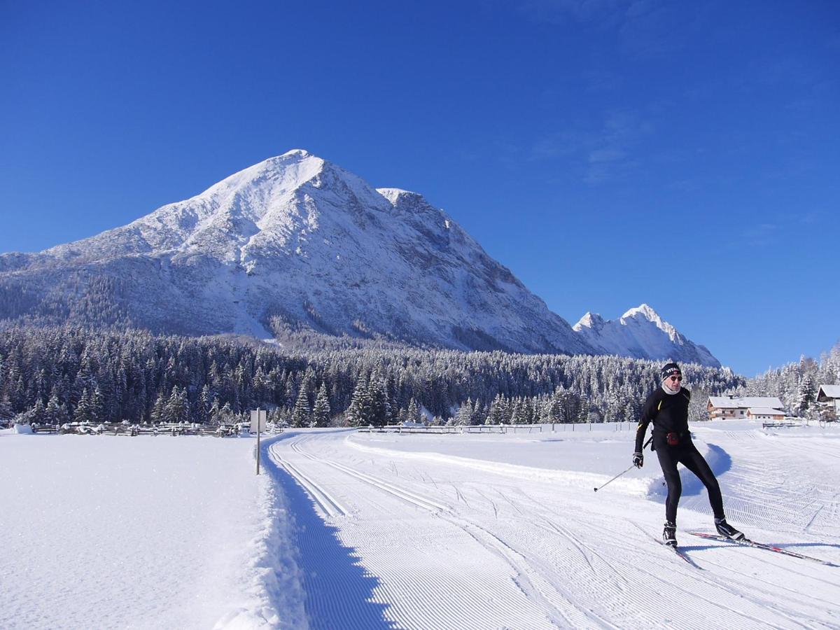 Alpenchalet Im Leutaschtal Luaran gambar